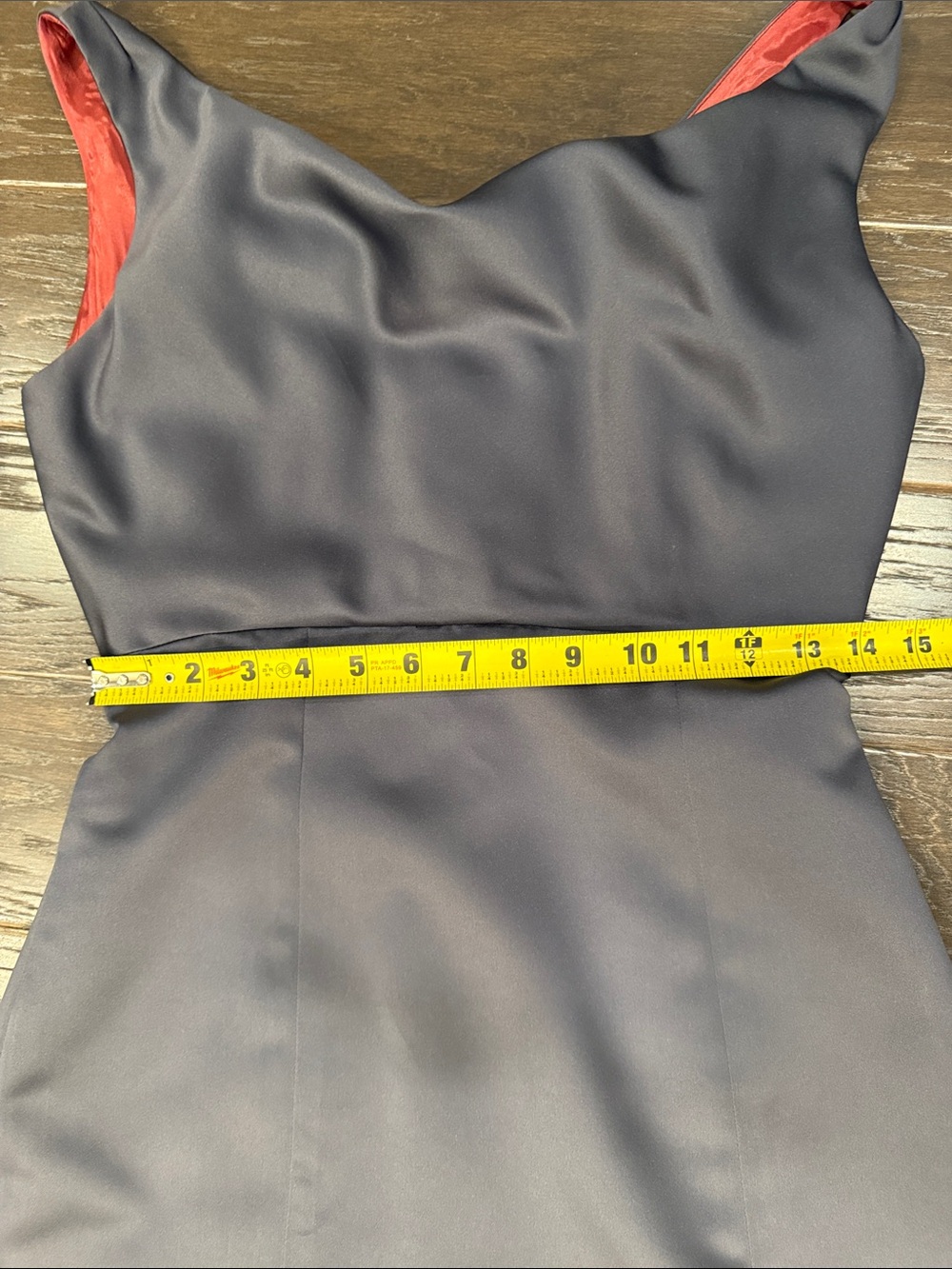 RARE VTG 90’s Vera Wang Black Cowl Neck Satin Gown - Picture 11 of 12